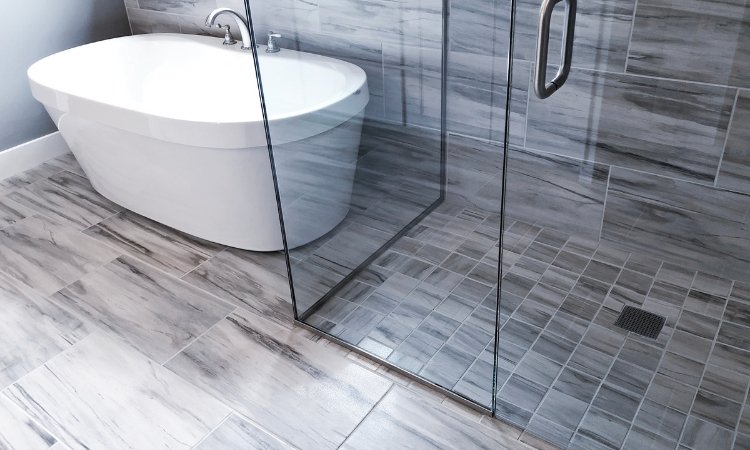 Glass shower screen problems