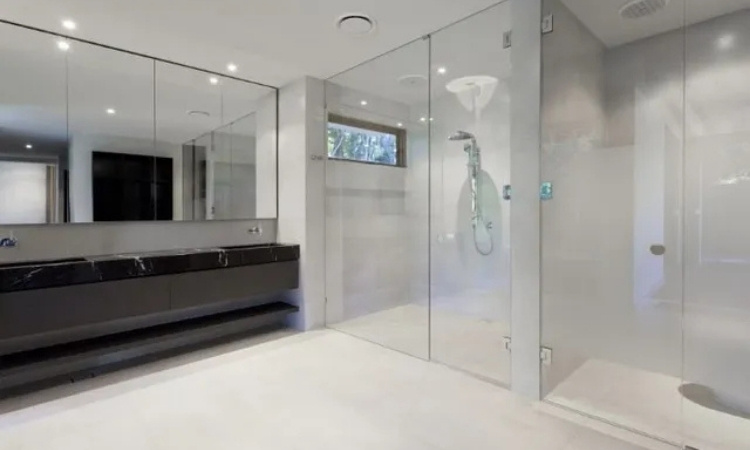 Wet Room Shower Screen in Singapore